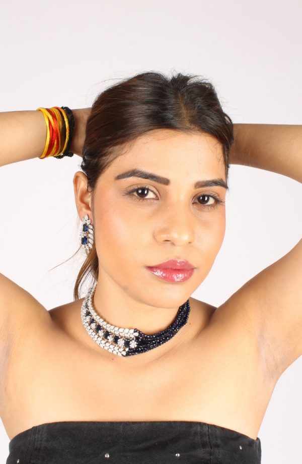 Jewelry Set Traditionally Styled for Women Black & White Moti Beads - Image 3