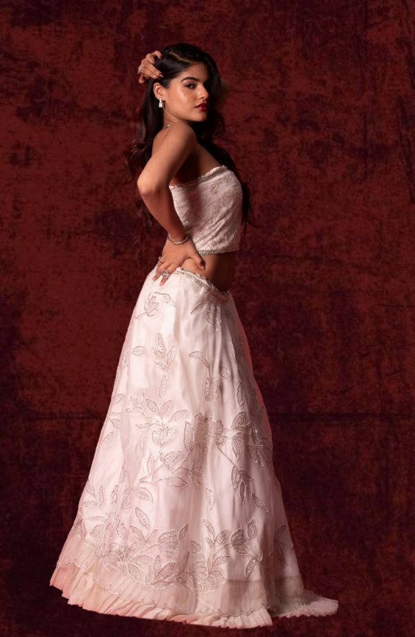 White Embroidery Lehenga Choli For Women - Image 3