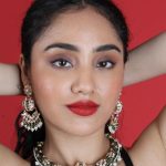 Crystal Pearl Necklace Set For Women - Image 4