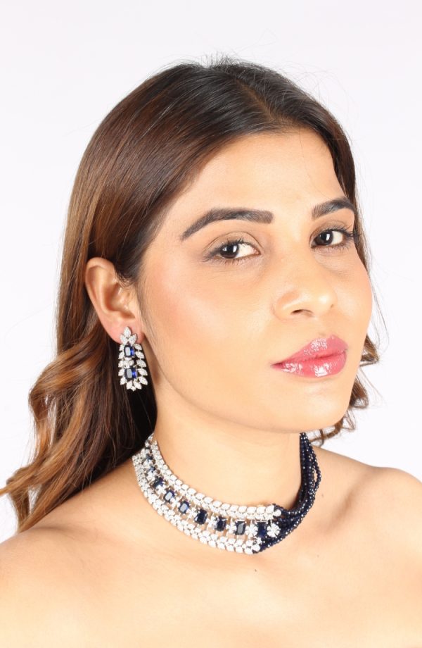 Jewelry Set Traditionally Styled for Women Black & White Moti Beads - Image 4