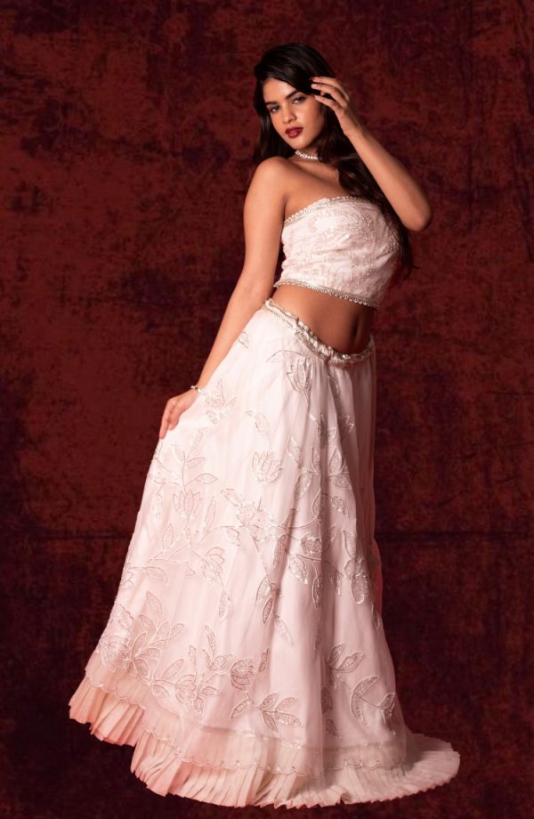 White Embroidery Lehenga Choli For Women - Image 5