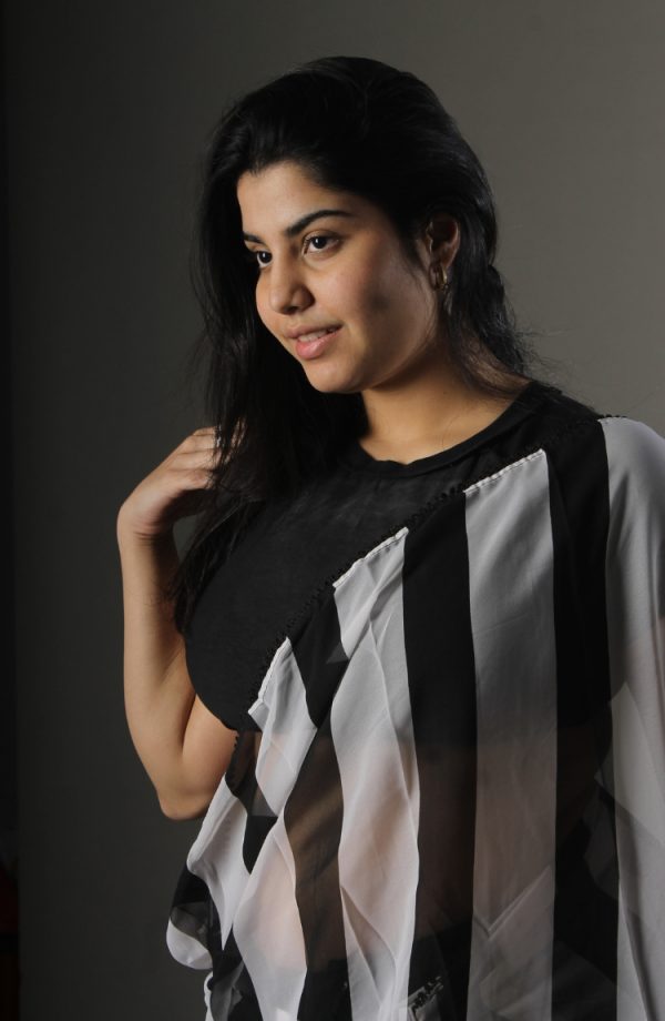 Fancy Printed Sarees For Women With Mirror Sequence Embroidered Work Lace Border & Solid Unstitched Blouse Piece - Image 7